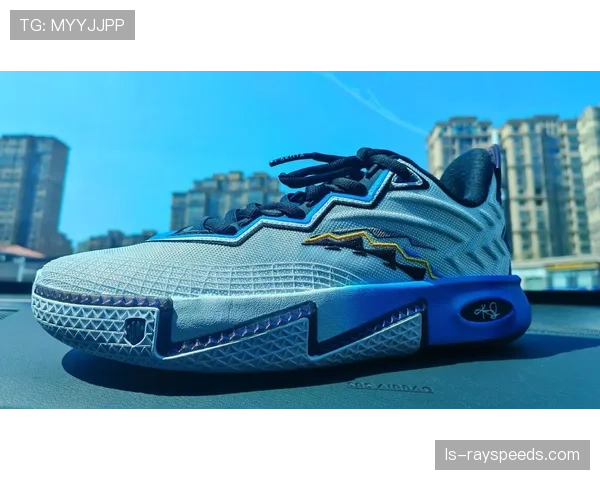 球鞋科技新突破，某品牌发布声称可提升横向移动效率的新款篮球鞋