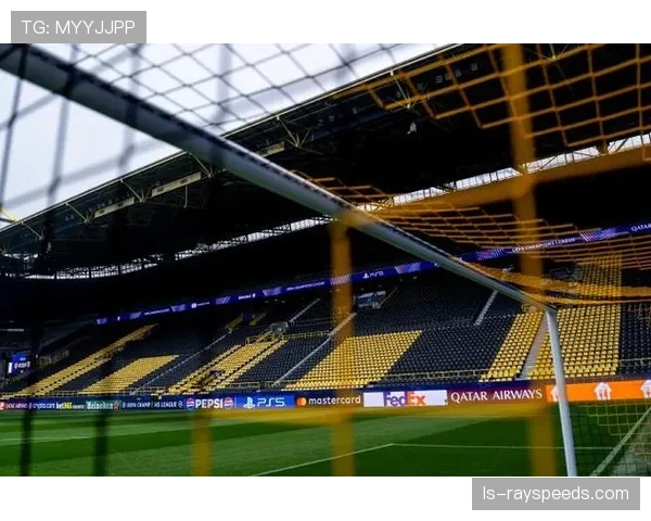 多特蒙德宣布伊杜纳信号公园球场启动看台安全升级工程 多特蒙德宣布伊杜纳信号公园球场启动看台安全升级工程